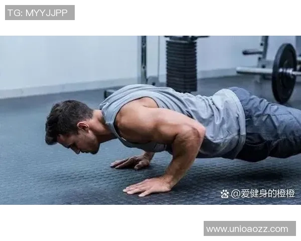 哑铃训练与俯卧撑锻炼的优劣比较哪个更适合你的健身目标